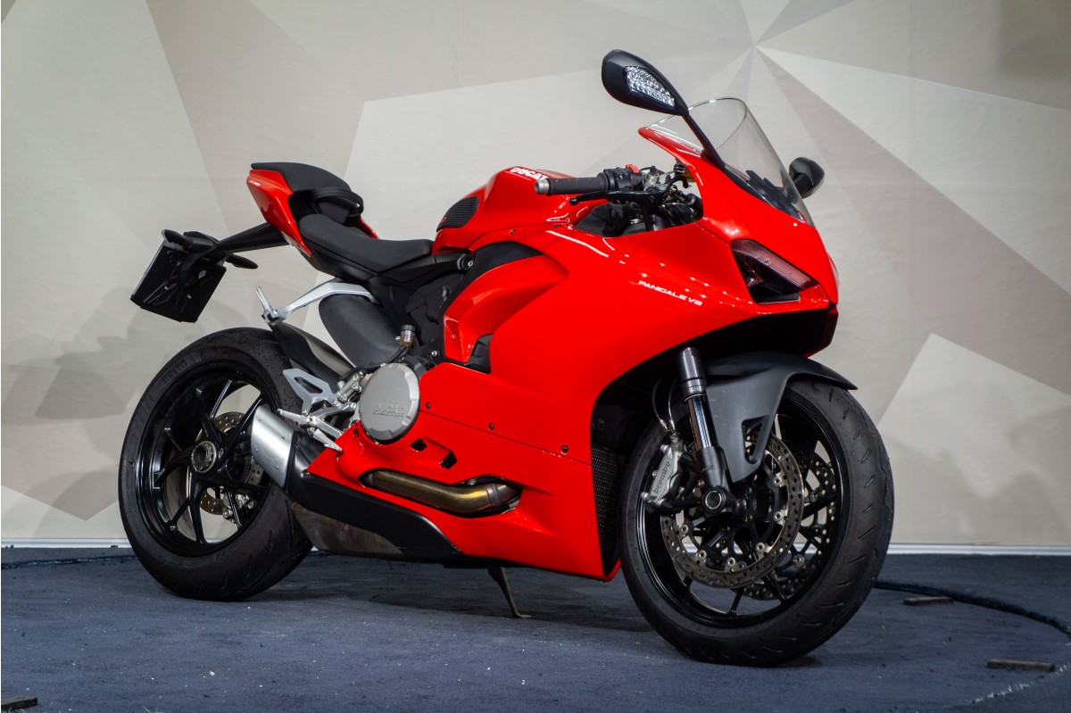 DUCATI Panigale V2